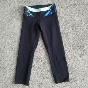 Lululemon reversible cropped leggings yoga…